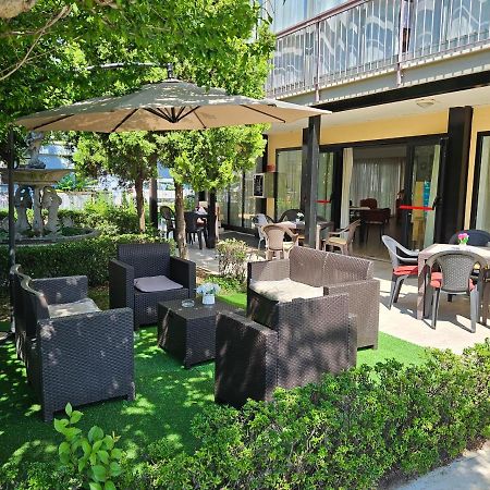 Hotel Paradiso Rimini Esterno foto