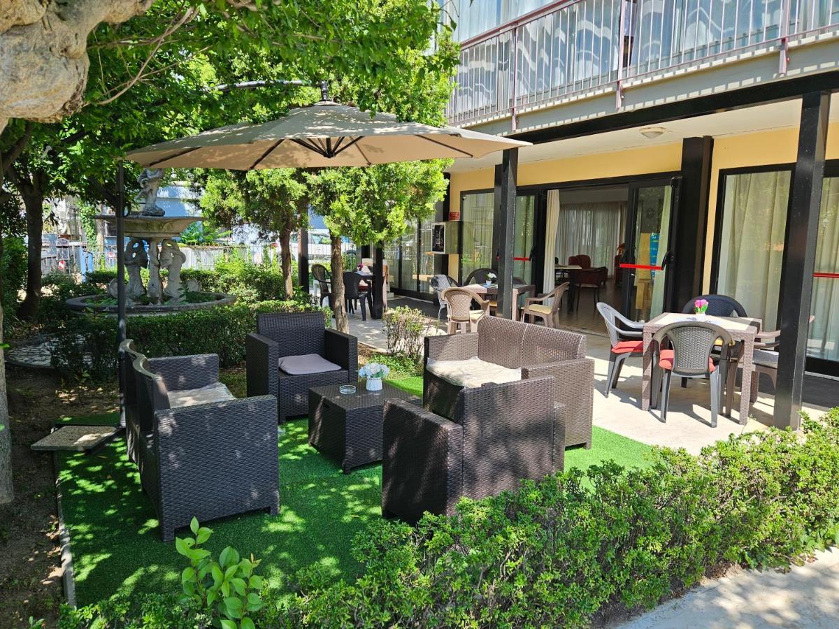 Hotel Paradiso Rimini Esterno foto