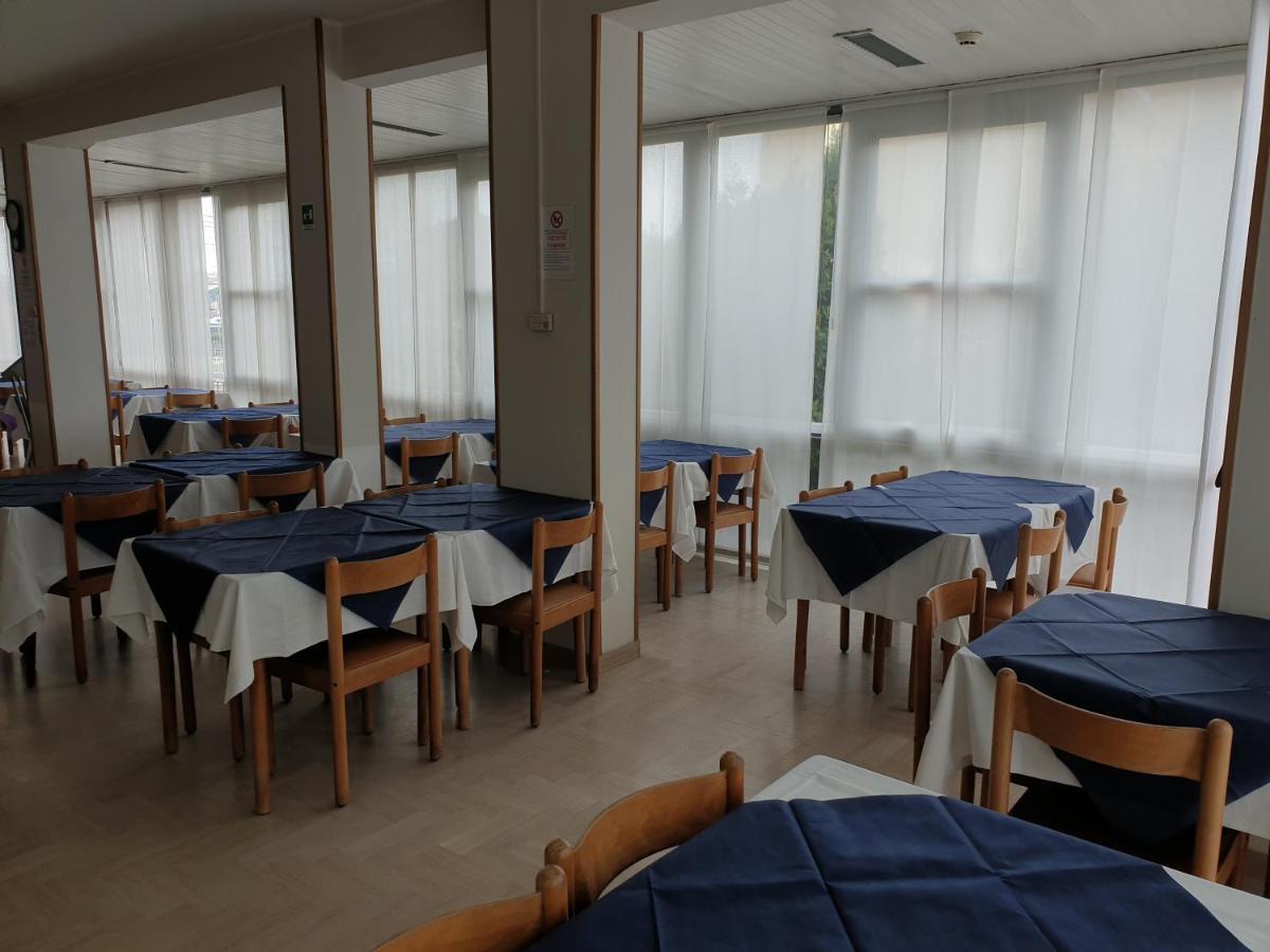 Hotel Paradiso Rimini Esterno foto